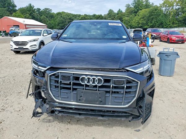 2019 AUDI Q8
