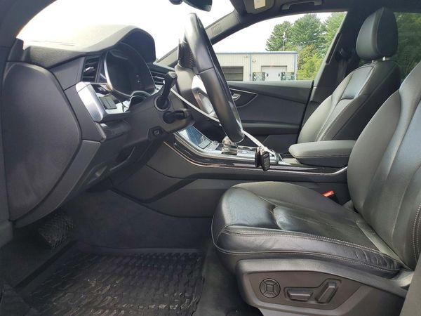 2019 AUDI Q8