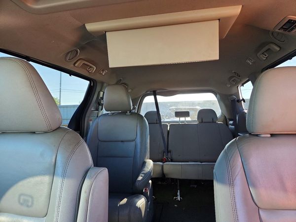 2017 TOYOTA SIENNA
