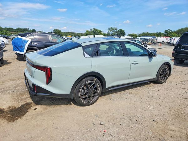 2026 KIA K4