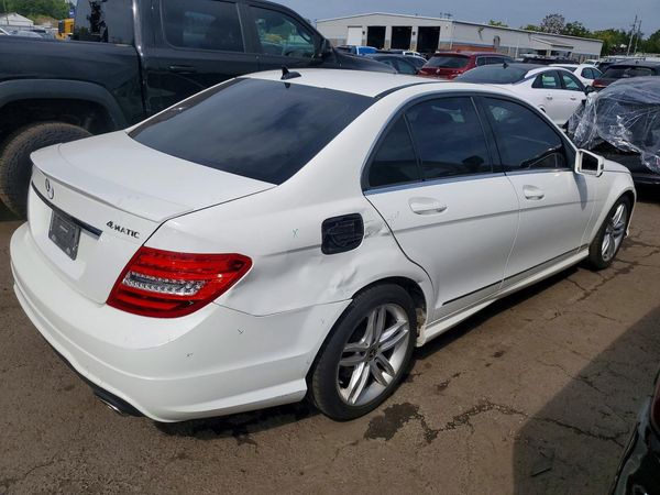 2013 MERCEDES-BENZ C C300
