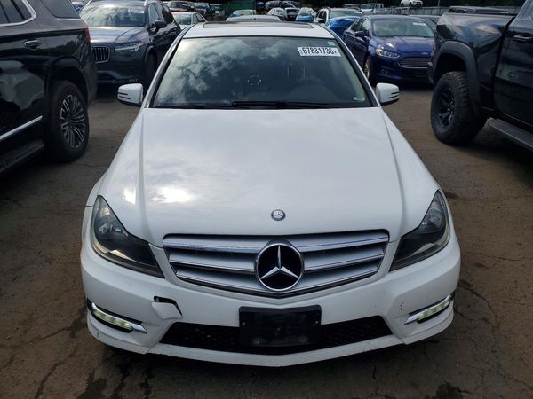 2013 MERCEDES-BENZ C C300