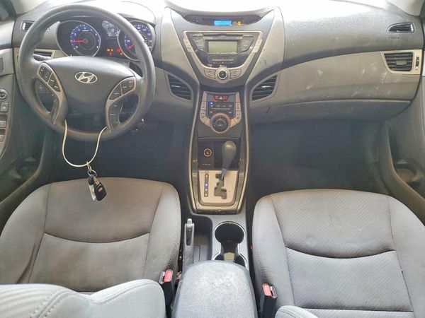 2013 HYUNDAI ELANTRA