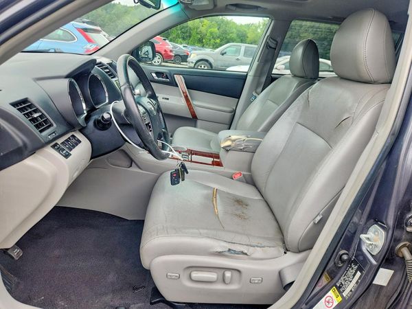 2012 TOYOTA HIGHLANDER Base/Hybrid — DENT
