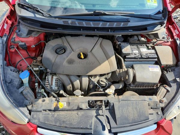 2015 HYUNDAI ELANTRA