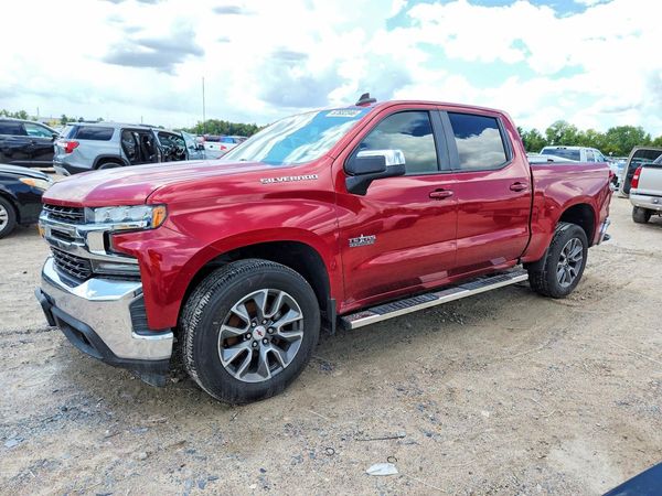 2019 CHEVROLET SILVERADO LT — Front 3/4