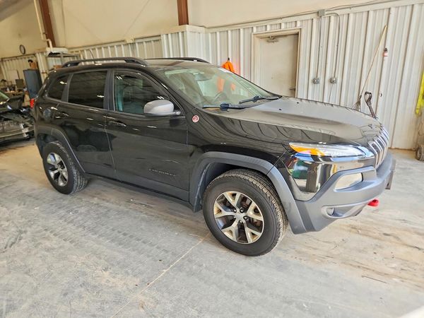 2016 JEEP CHEROKEE Trailhawk — Passenger 3/4
