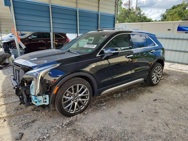 2019 CADILLAC XT4 Premium Luxury