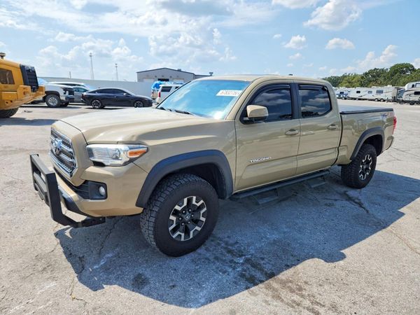 2017 TOYOTA TACOMA — Front 3/4