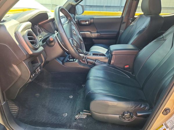 2017 TOYOTA TACOMA — DENT