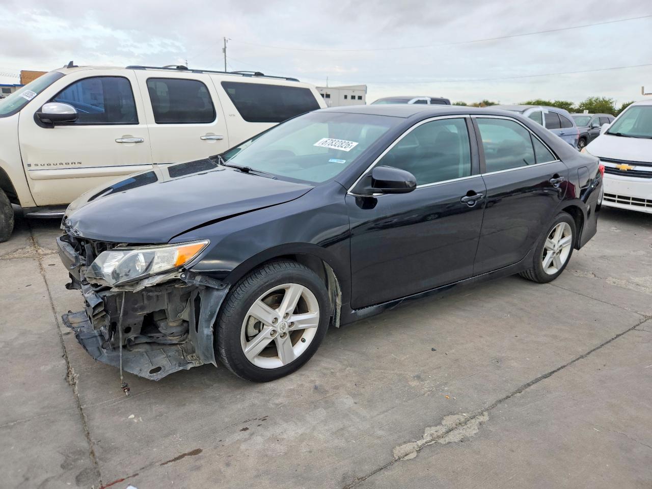 2012 TOYOTA CAMRY
