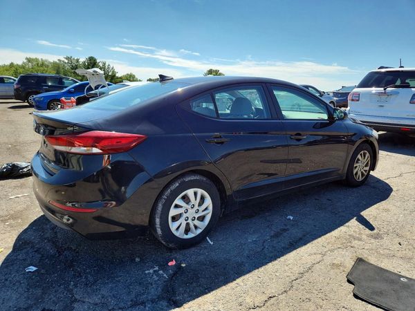 2017 HYUNDAI ELANTRA SE Base — PSRA
