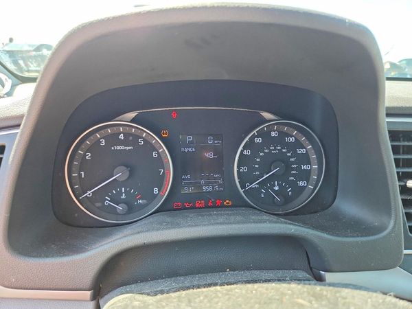 2017 HYUNDAI ELANTRA SE Base — ODOM
