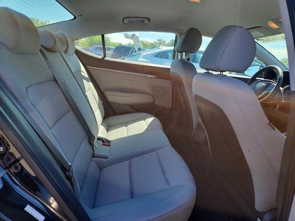 2017 HYUNDAI ELANTRA SE Base — PSRS