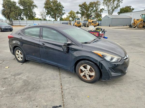 2014 HYUNDAI ELANTRA GLS(Middle)