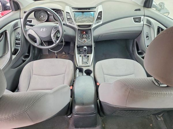 2014 HYUNDAI ELANTRA GLS(Middle)