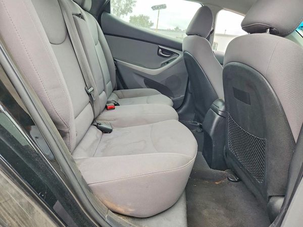 2014 HYUNDAI ELANTRA GLS(Middle)