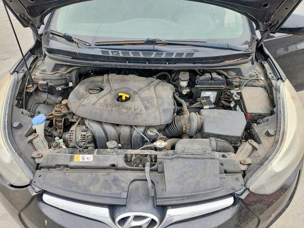 2014 HYUNDAI ELANTRA GLS(Middle)