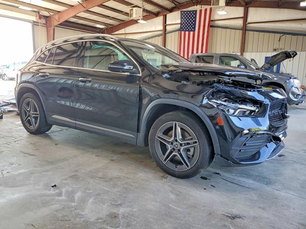 2023 MERCEDES-BENZ GLA-CLASS GLA250 4MATIC — Passenger 3/4