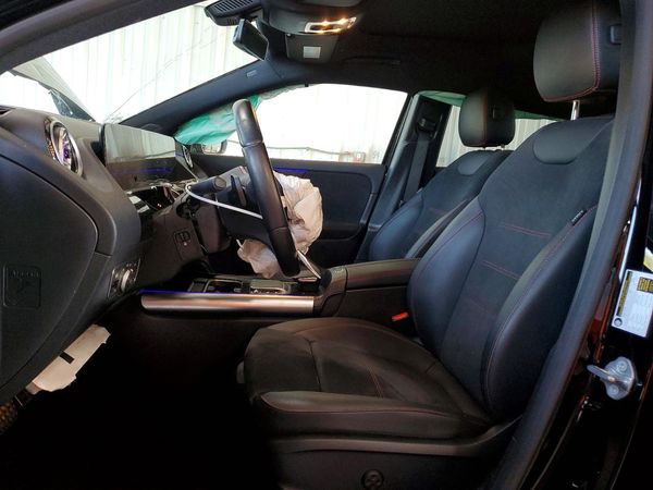 2023 MERCEDES-BENZ GLA-CLASS GLA250 4MATIC — DENT