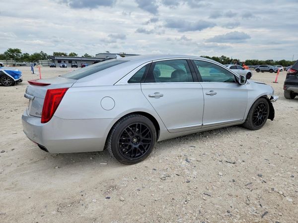 2013 CADILLAC XTS