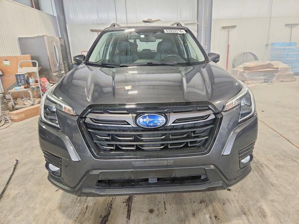 2023 SUBARU FORESTER