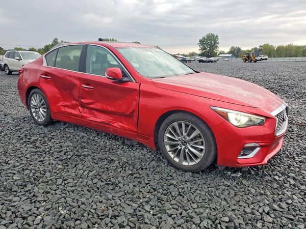 2021 INFINITI Q50