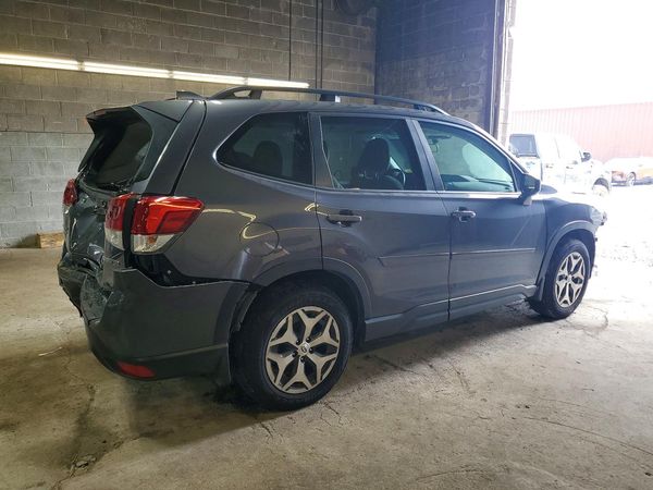 2023 SUBARU FORESTER