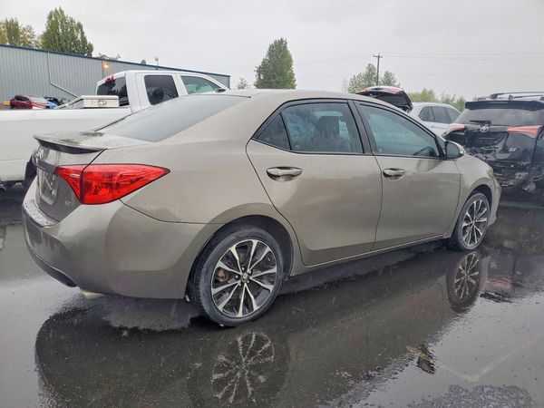 2017 TOYOTA COROLLA