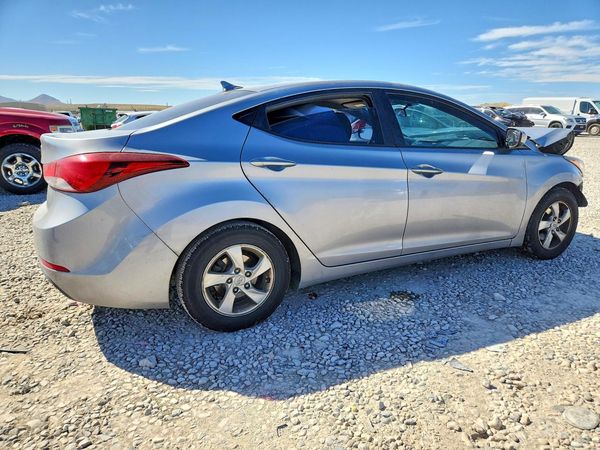 2015 HYUNDAI ELANTRA