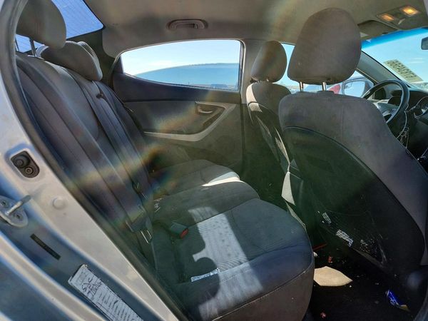 2015 HYUNDAI ELANTRA