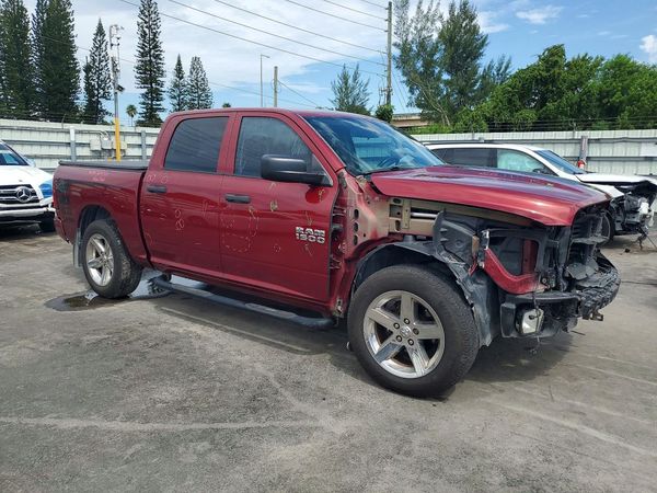 2014 RAM 1500 ST
