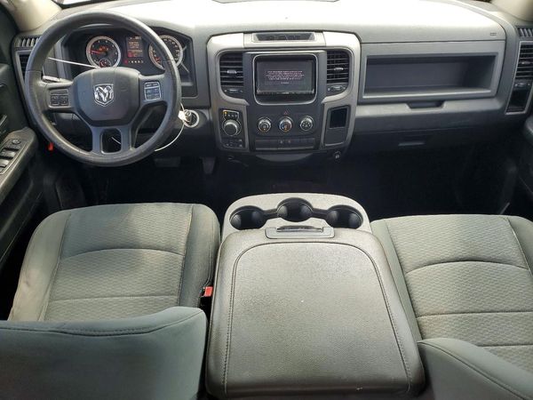2014 RAM 1500 ST