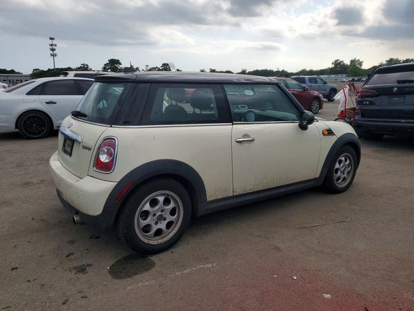 2012 MINI COOPER