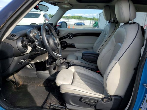 2015 MINI COOPER