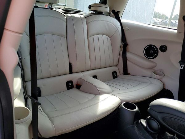 2015 MINI COOPER