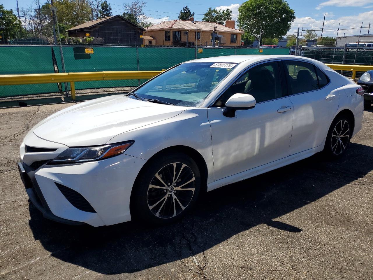 2018 TOYOTA CAMRY