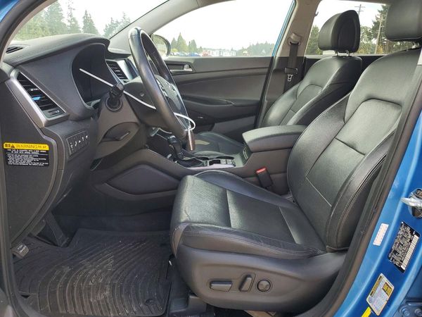 2017 HYUNDAI TUCSON — DENT