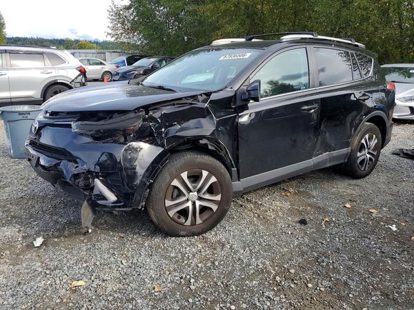 2016 TOYOTA RAV4 LE (X Grade) — Front 3/4