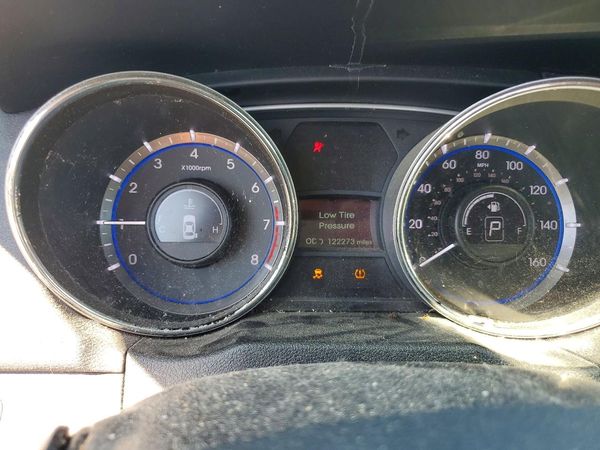 2014 HYUNDAI SONATA
