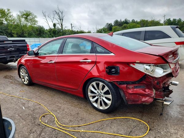 2013 HYUNDAI SONATA