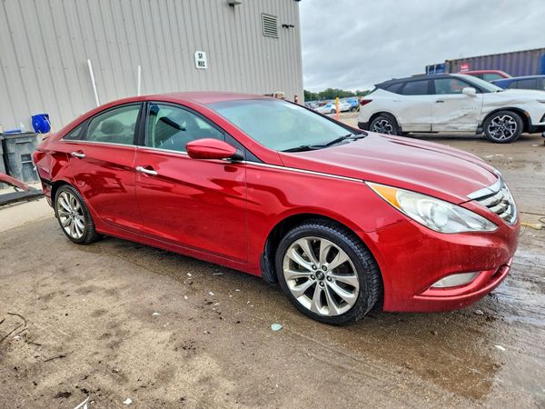 2013 HYUNDAI SONATA