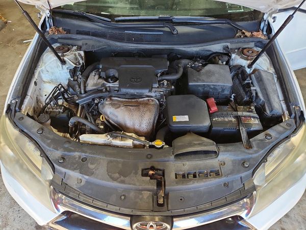 2015 TOYOTA CAMRY