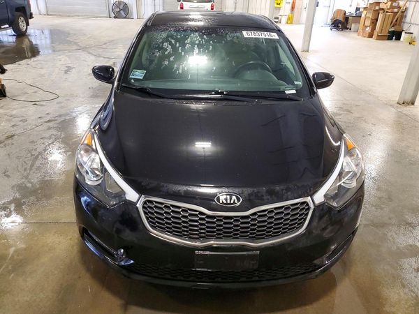 2016 KIA FORTE GL (Middle-Low Grade)