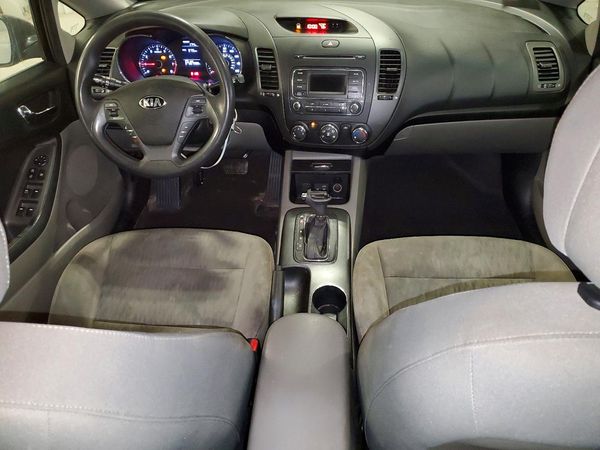 2016 KIA FORTE GL (Middle-Low Grade)