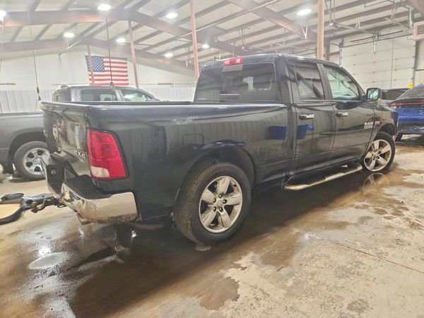 2016 RAM 1500 SLT