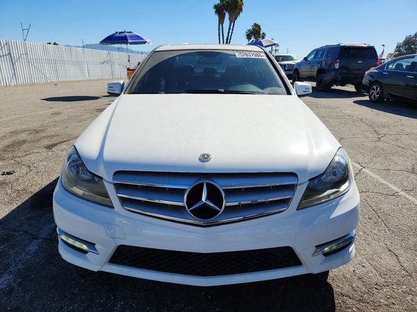 2013 MERCEDES-BENZ C C250 — DIRF