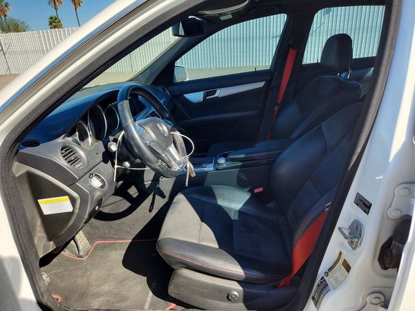 2013 MERCEDES-BENZ C C250 — DENT