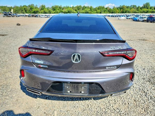2022 ACURA TLX