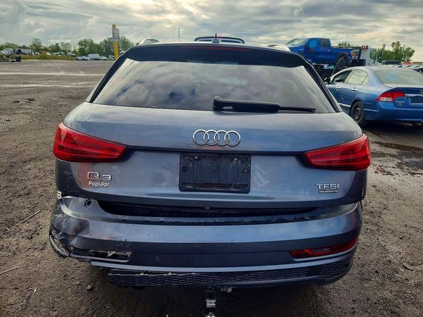 2016 AUDI Q3 quattro Prestige